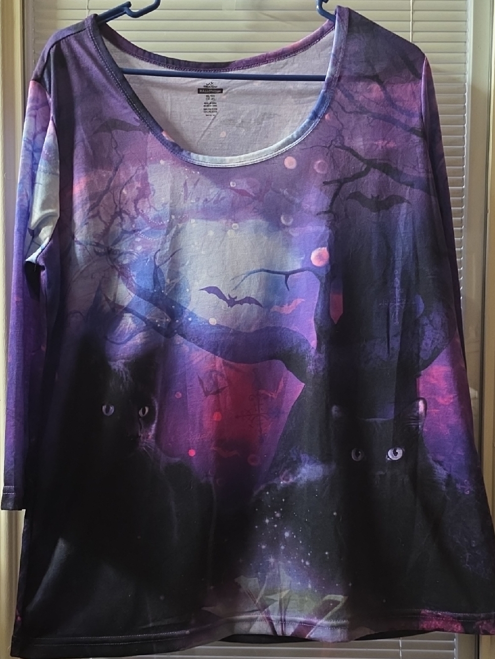 Purple Black Cat Graphic Scoop-Neck Top